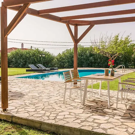 Sarlata Sea View Villa Svoronata
